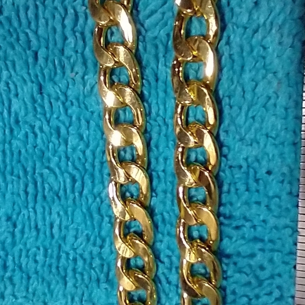 Elegant Goldtone Curb Chain Necklace and Bracelet Set vintage - Picture 3 of 5